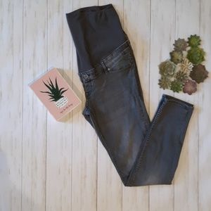 🤗Host Pick!!!🤗H&M Gray Skinny Maternity Jeans